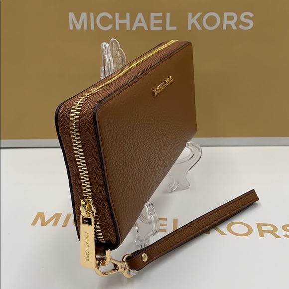 MICHAEL KORS Jet Set Travel Continental Zip - Picture 13 of 15